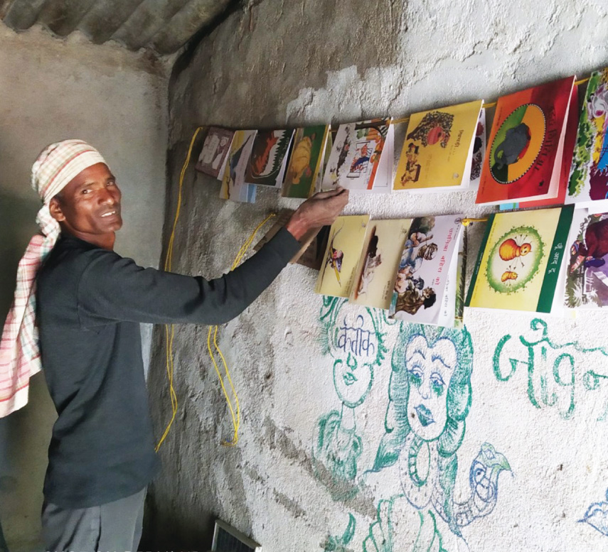 Phagwa Munda of Dumardaga village in Khunti with his home library