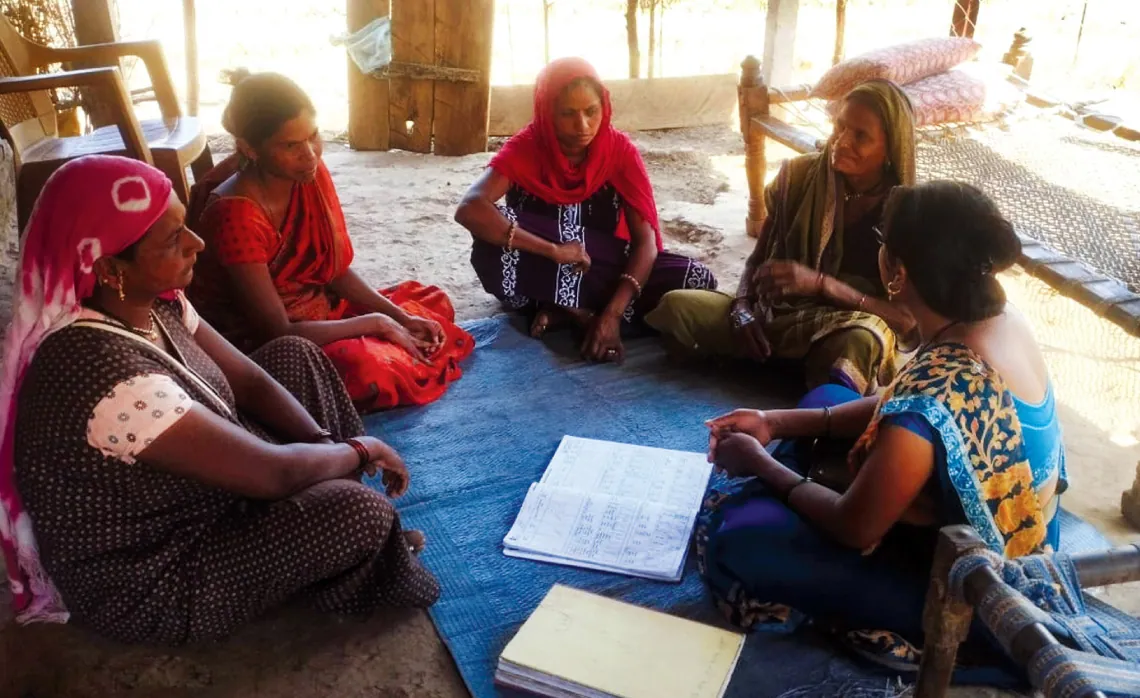 A water user group meets in Khusgavhan village in Nandurbar as part of a Yahamogi FPC intervention
