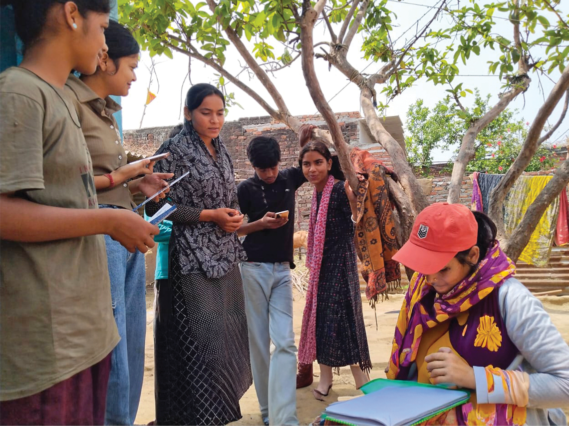 Deepa Kanyal (extreme right), the Tata STRIVE mobiliser for the Rudrapur centre in Uttarakhand, connecting with youth from the area